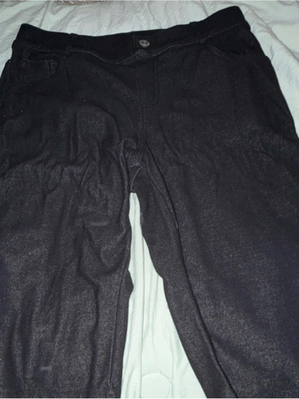 Woman’s capri pants.